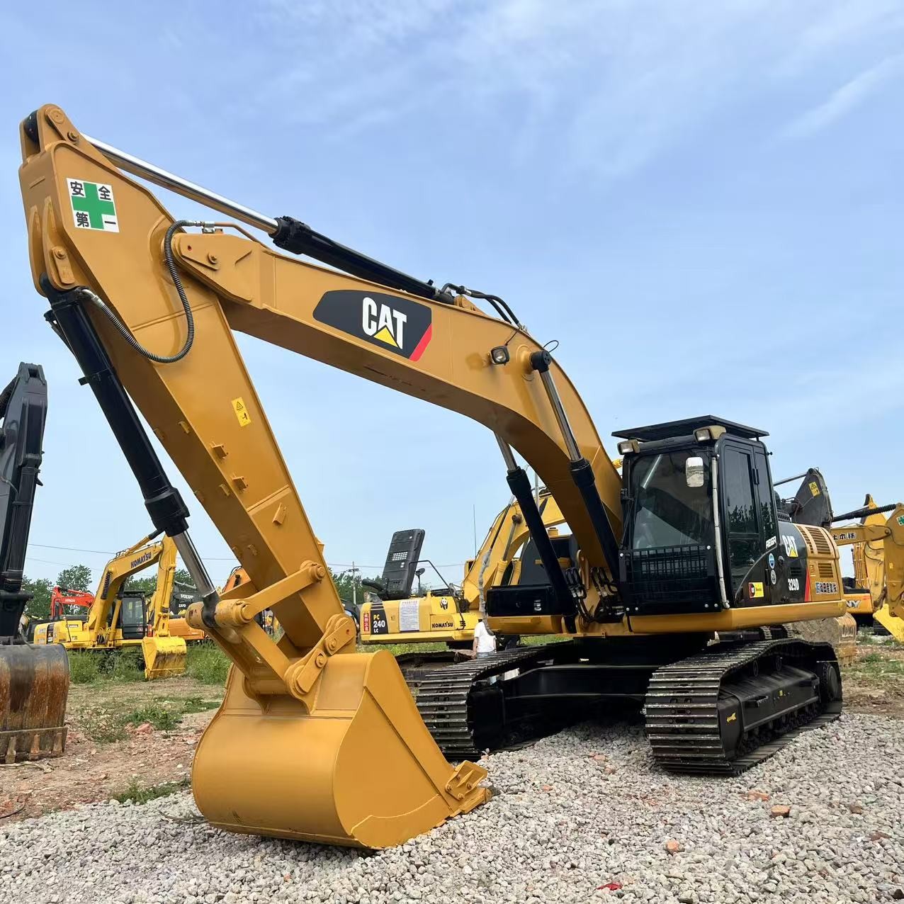 29 Ton Used Cat 329 Heavy Machinery Excavator Adopts Hydraulic Track Diggers