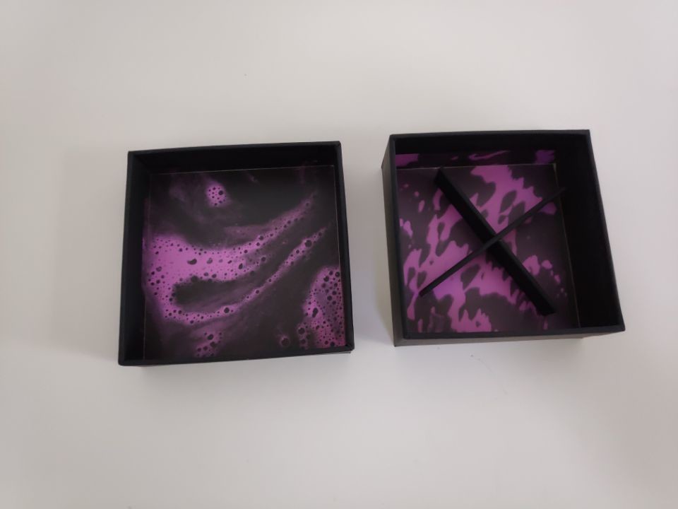 Creative paper small paper packaging box cardboard gift box with divider inside