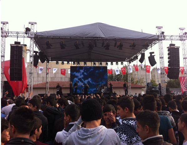 High Brightness RGB Full Color Outdoor Rental LED Screen Live Video Show Use