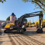 Old Volvo EC210 Excavator Earth Excavating Equipment 21T