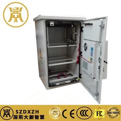Pole Mount Outdoor Telecom Cabinet For Telecom Transportation Renewable Energy