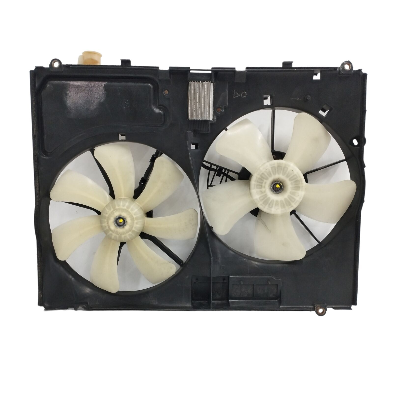 16711-31250 Car Cooling Electric Radiator Fan Assembly for TOYOTA HARRIER LEXUS RX300