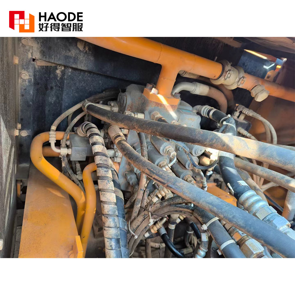 Used Kato HD820-R5 Crawler Excavator in Excellent Condition with MITSUBISHI 4M50TL Engine