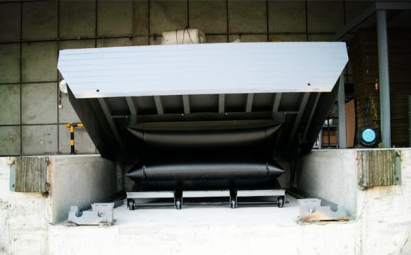 Buy cheap 0.9mm PVC DC 24V Airbag Dock Leveler with 16mm Lip thickness for Energy Efficiency from wholesalers