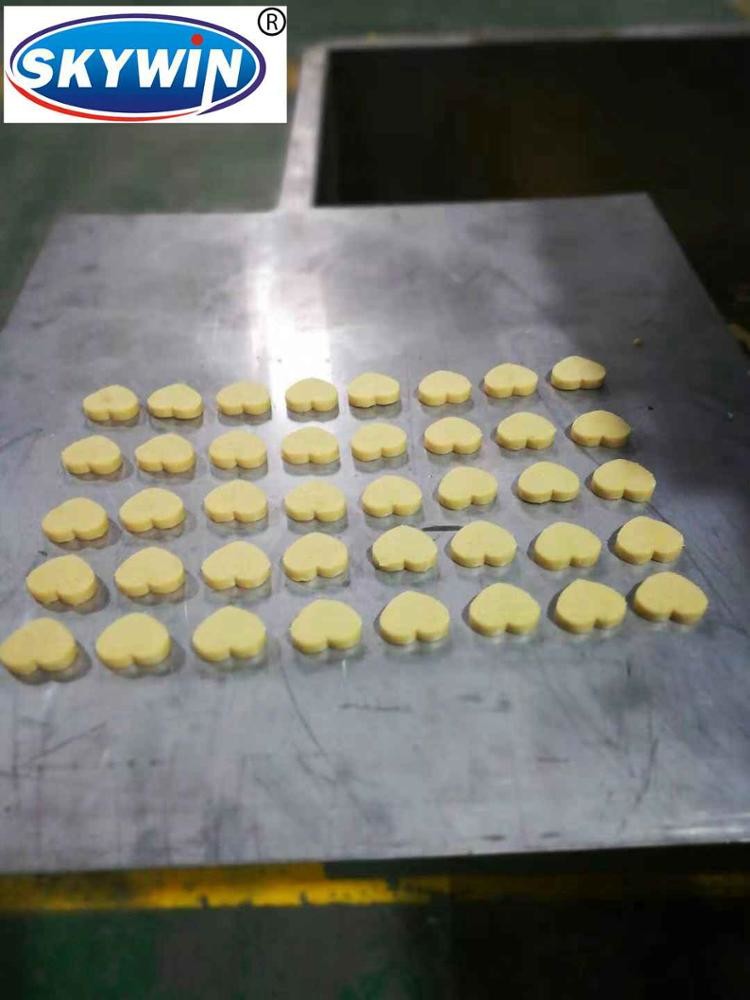 High Speed 304 Stainless Steel 600MM Width Tray Type Cookies Making Machine