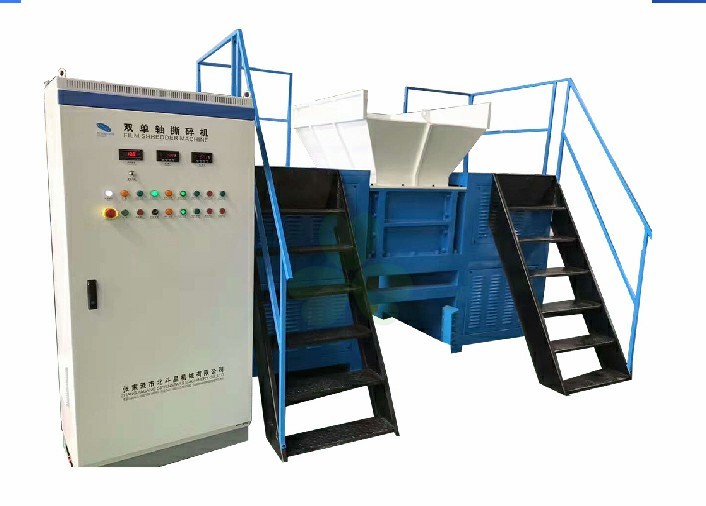 Industrial Strength Tire Mulcher Shredder , 1500 Heavy Duty Tire Crumb Machine