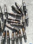 used CAT 4P9075 4P9077 fuel injector