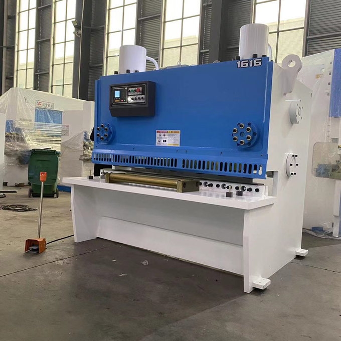 Metal Hydraulic Guillotine Shearing Machine CE ISO QC12K-16*1600