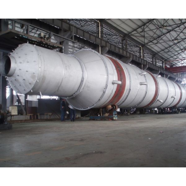 Cylindrical Welded Chemical Cooling Tower Carbon Steel Industrial Column Tower
