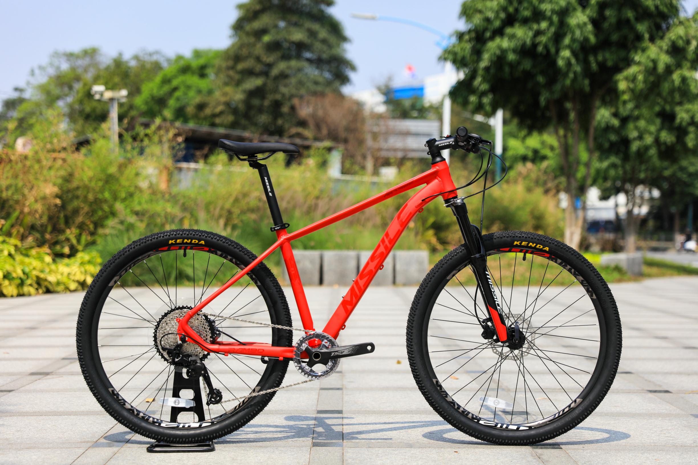 30 Speed Mountain Bike Aluminum Alloy Hydraulic Disc Brake MTB with 27.5 Inch Wheel