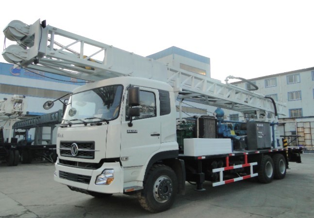 300m 6×4 Water Well Drilling Equipment Compact Structure Truck