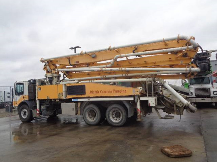 Used SANY 320L Truck Mounted Concrete Pump Condition Used And New