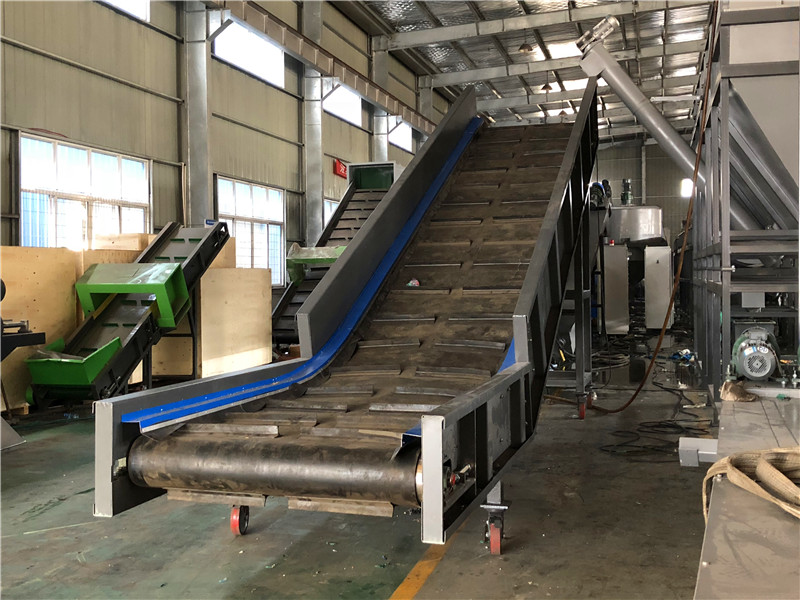 800mm Rubber Conveyor Belt For Plastic Bottles Waste Recycling Machinery