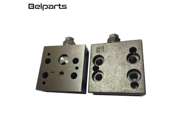 PC200-6 PC200-7 Excavator Relief Valve , Hydraulic Pressure Regulating Valve 723