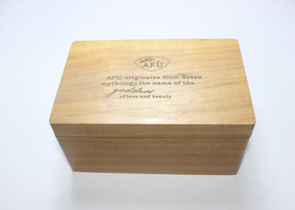 15 Slots Solid Wooden Essential Oil Storage Box, China Wooden Crate Gift Box