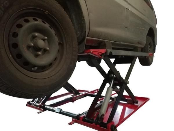 Buy cheap 1000mm Middle Rise Car Scissor Lift Pneumatic Lock from wholesalers