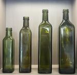 Capacity 200ml/300ml/500ml/750ml/1000ml Glass Bottle with Twelve Zodiac Relief