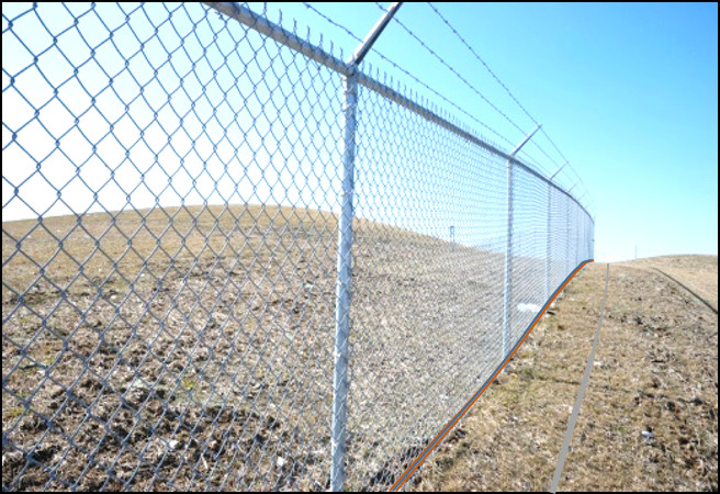 0.9m height x 20m Chain link Black PVC coated fence/ diamond fence