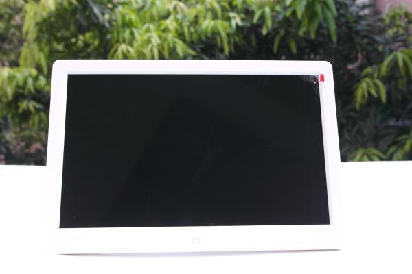 13” digital photo frame, remote control, 16:9 wide screen, super thin, photo