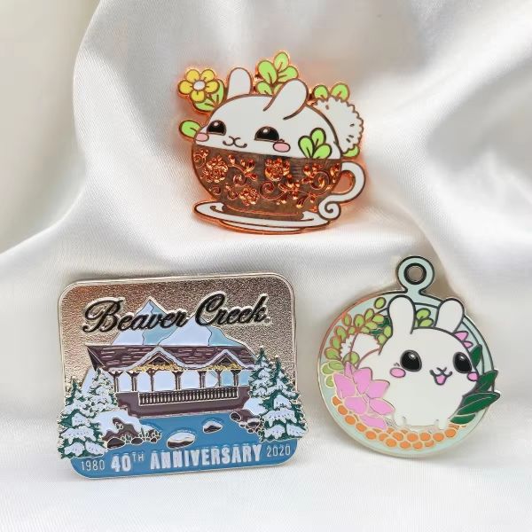 Metal 1.5in Soft Enamel Lapel Pins Badge Metal Hard Custom Metal Pin Badges