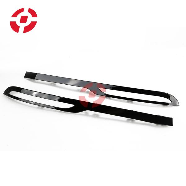 Buy cheap OEM LR093570 LR093571 Car Parts REAR BUMPER LAMP STRIP FOR RANGE ROVER VELAR from wholesalers