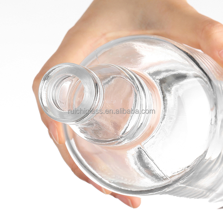 700ml 750ml 1000ml Standard Transparent Extra Flint Beverage Liquor Gin Vodka Bottle