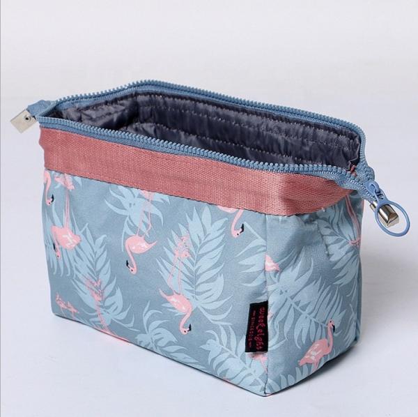 Wholesale Waterproof Travel Storage Cosmetic Bag Makeup Kits Organizer Portable