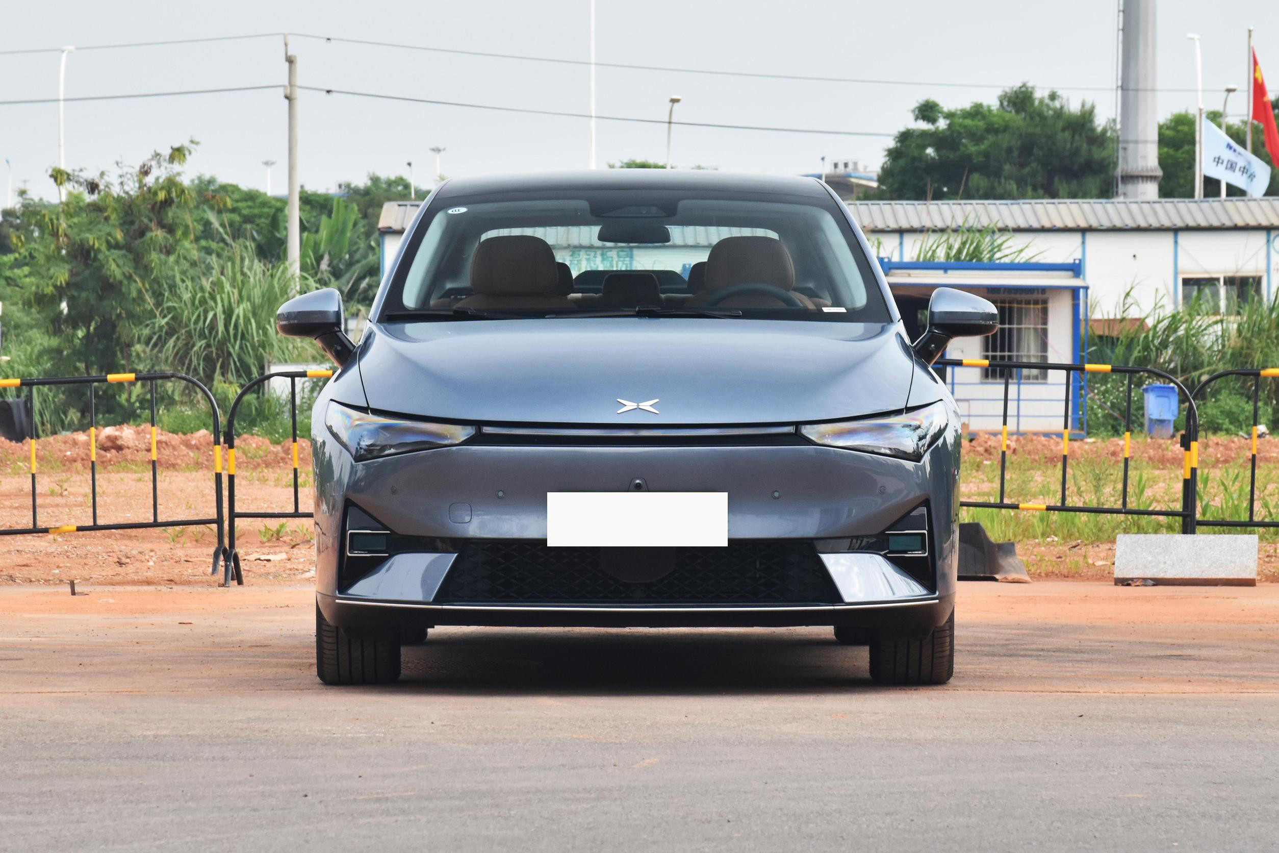 5 Seats EV Luxury SUV Xpeng P5 550KM Everbright Compact Electric Cars