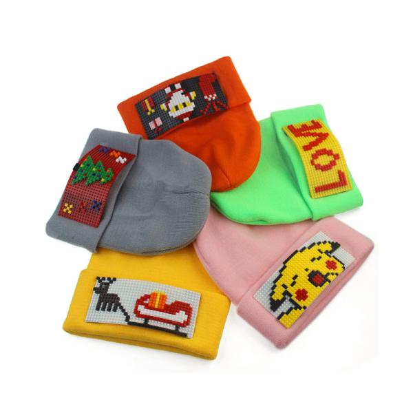 Buy cheap Unisex Christmas Santa Claus Embroidery Winter Beanie Hats from wholesalers