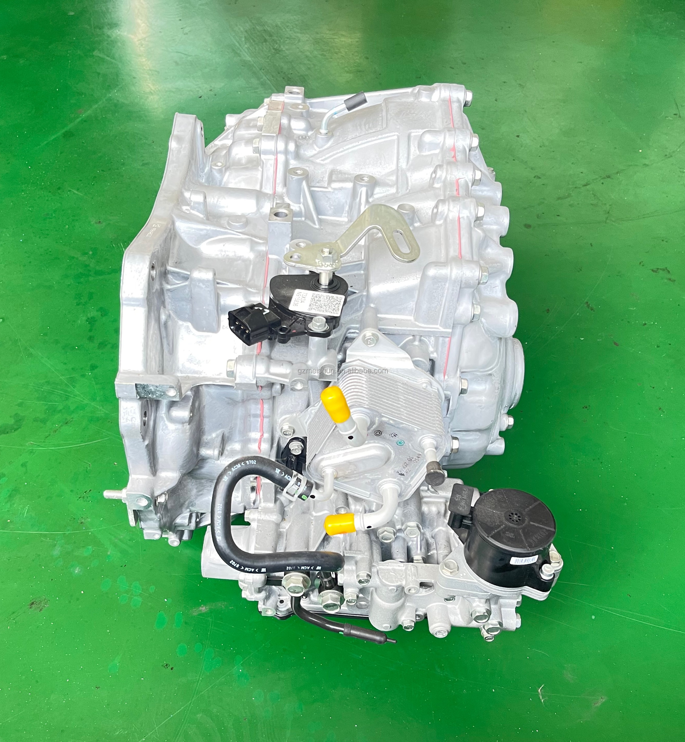 Auto Car Gearbox For Nissan X-TRAIL JF016E JF017E RE0F10F CVT Auto Gearbox