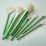 Bright Green Oval Makeup Brush Set 8 pieces White Synthetic Hair