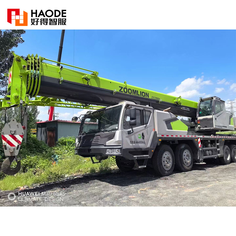Used ZOOMLION Mobile Crane China original 300ton Wheel crane for sale low price