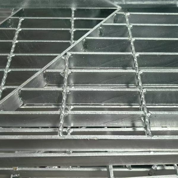 Buy cheap Corrosion Resistant Industrial Steel / Aluminum Grating anti skid from wholesalers