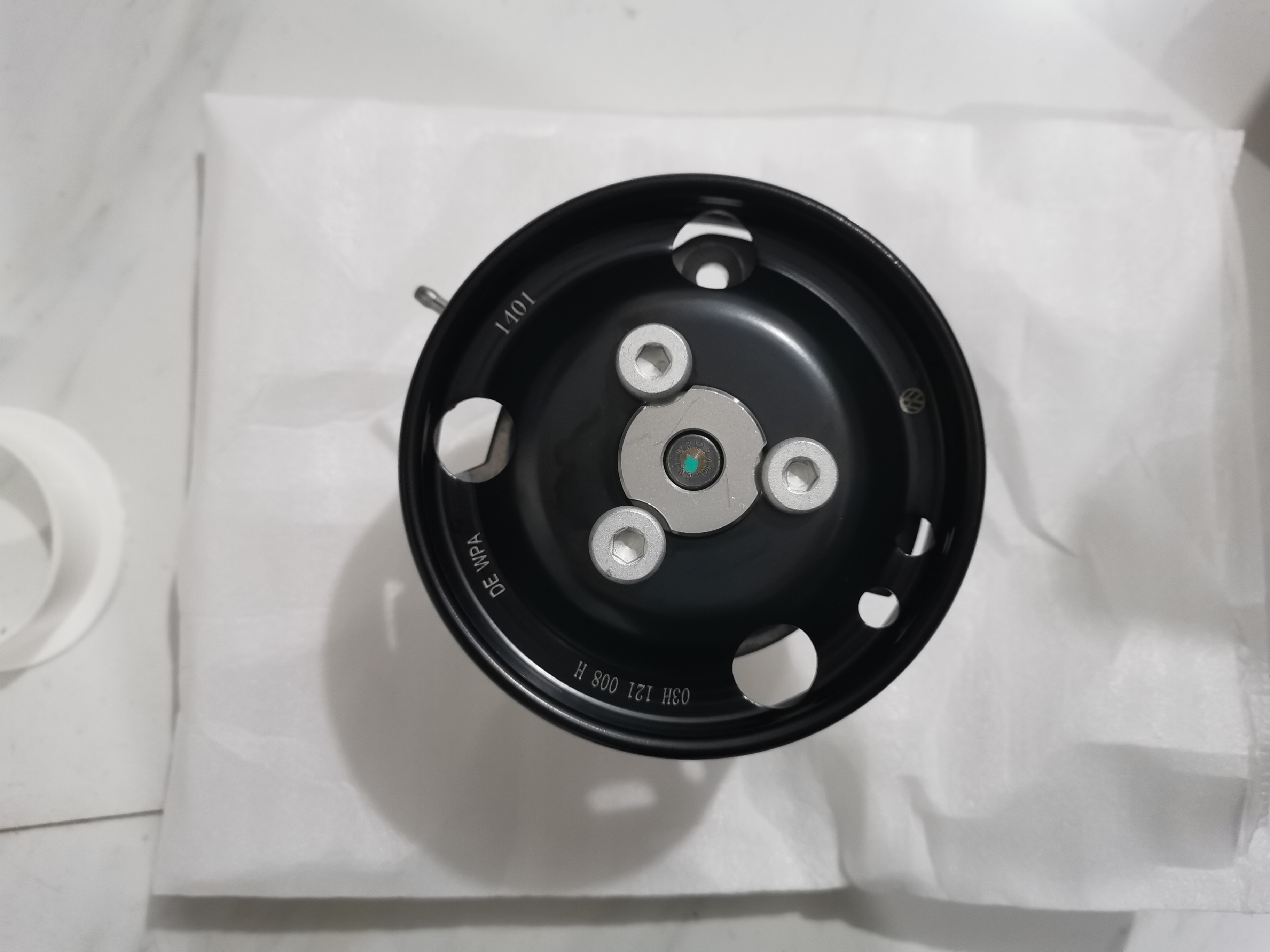 Porsche Cayenne Engine Water Pump 03H121008D 03H121008HX 95810603301