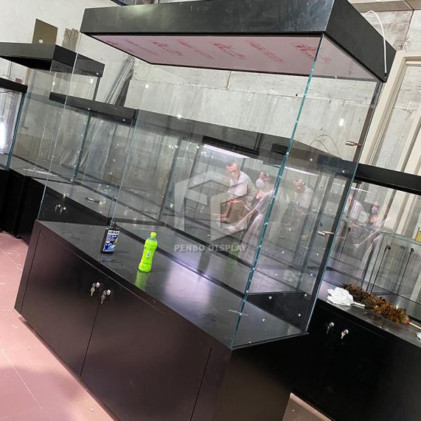 Buy cheap EPE Foam Packaging Museum Display Cabinet 10mm Thick Tempered Glass from wholesalers