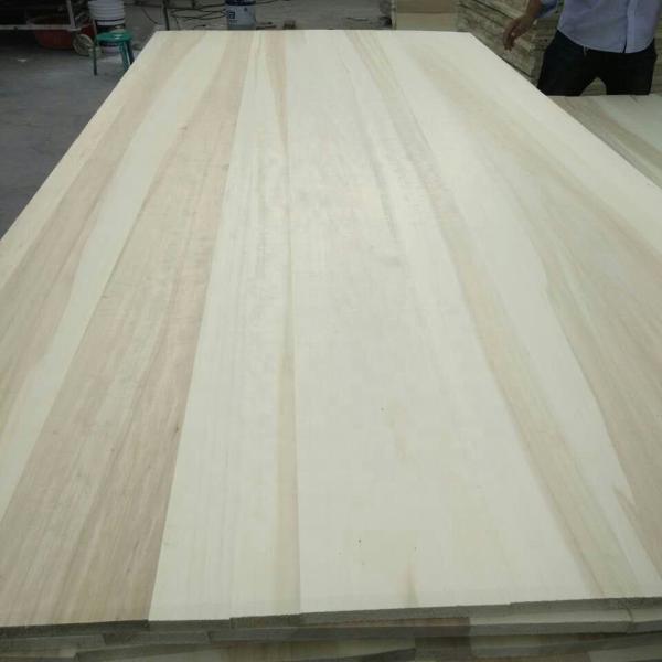 Buy cheap 3mm-50mm Solid Wood Poplar Straight Panel with Moisture Content 8%-12% and 480-510kg/m3 from wholesalers