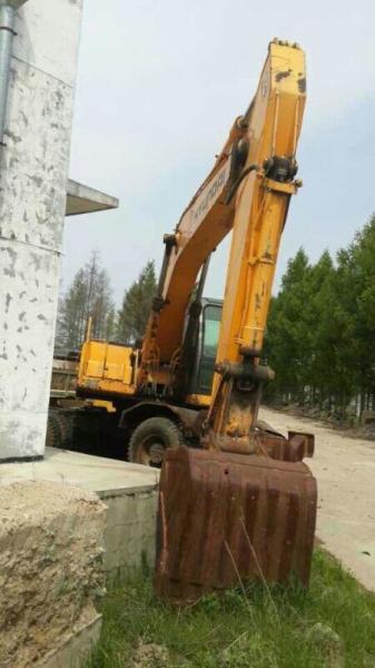 Buy cheap used excavator tracks ,hyundai Wheel Excavator 210-5 from wholesalers