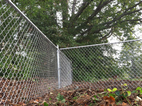2.1mx10mx50x50mm galvanized steel vinyl coated chain link fence from ". Victoria "