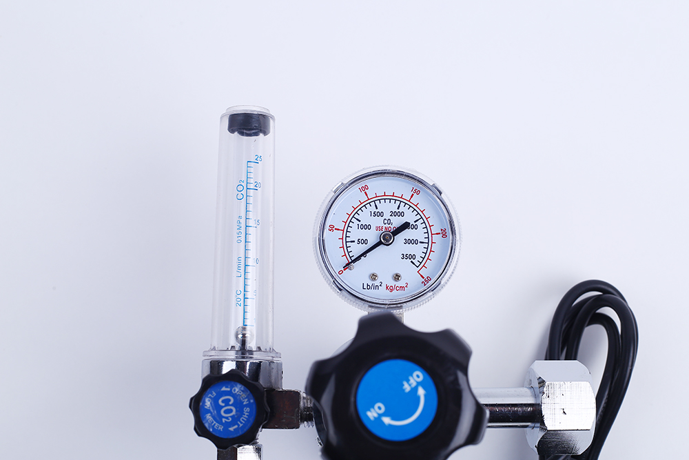Pressure Flow Meter Welding CO2 Regulator with Air Pressure Reducer and Adjustment Knob