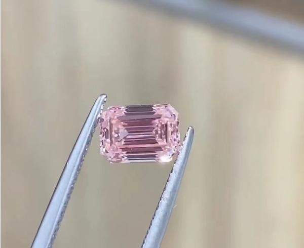 Buy cheap High Clarity VS1 Symmetrical Pink Emerald Cut Diamond Lab Grown from wholesalers