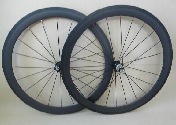 Hand built cheap Wheel Material 50mm*23mm 700c full carbon rim clincher road