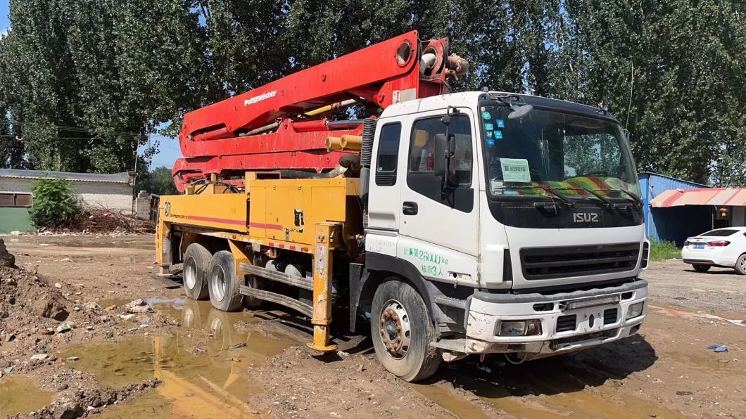 Used Good Quality Concrete Pump Putzmeister for Sale 38m 46m Optional
