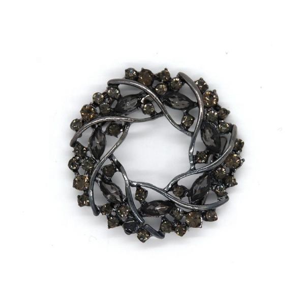 Buy cheap Woman Vintage Rhinestone Shoe Clips 50*45mm With Elegant Appearance from wholesalers