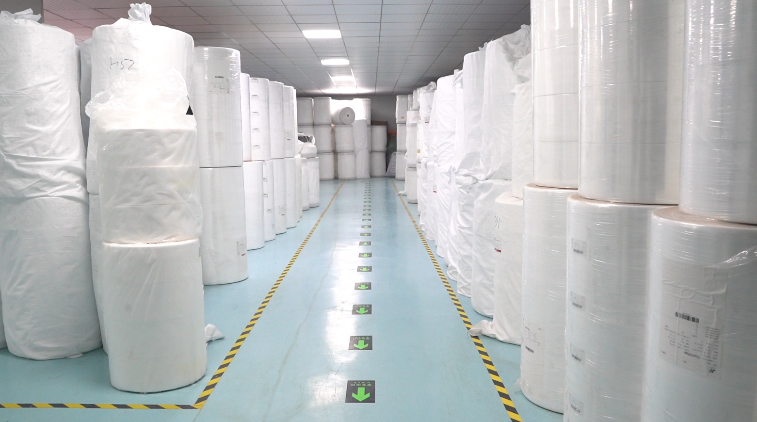 S&J OEM Protective Coverall High Quality Polyester Coverall and SMS/PP/Microporous Material PPE Coverall Suit