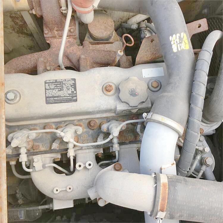 Good Condition Japan Original 12 Ton ZX135 Hitachi Excavator Bucket Capacity 0.59 m3